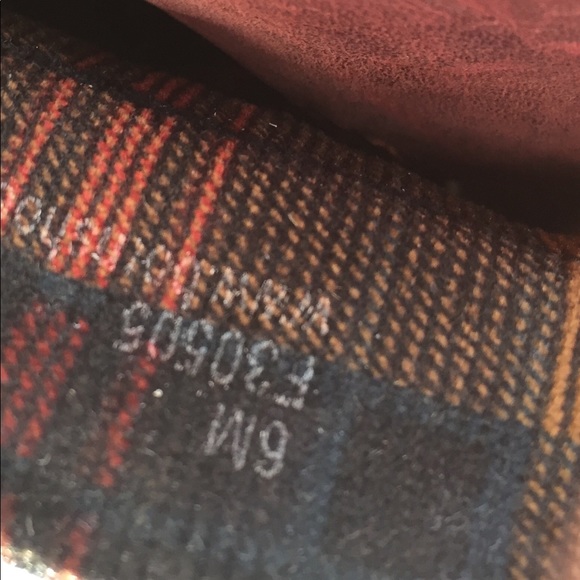 BORN Sopris Boots Size 6 - Picture 7 of 8